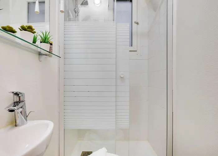 Magnificent - 1br 4p - Sacre-coeur *